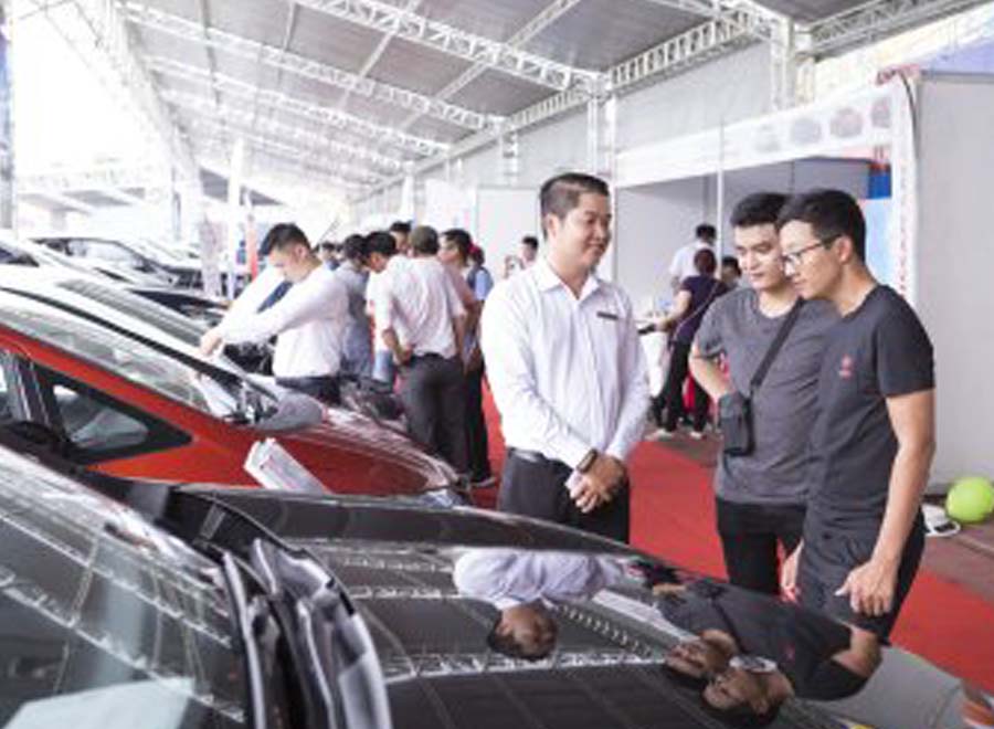 Chi phí nuôi xe Toyota mỗi tháng? Có tốn?